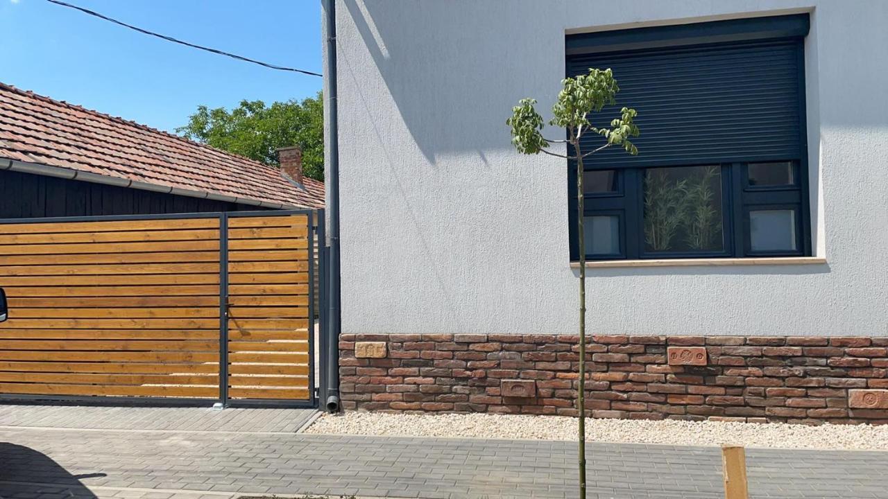Thermal Apartmanok Raday 4 - Namaste Hajduszoboszlo Luaran gambar